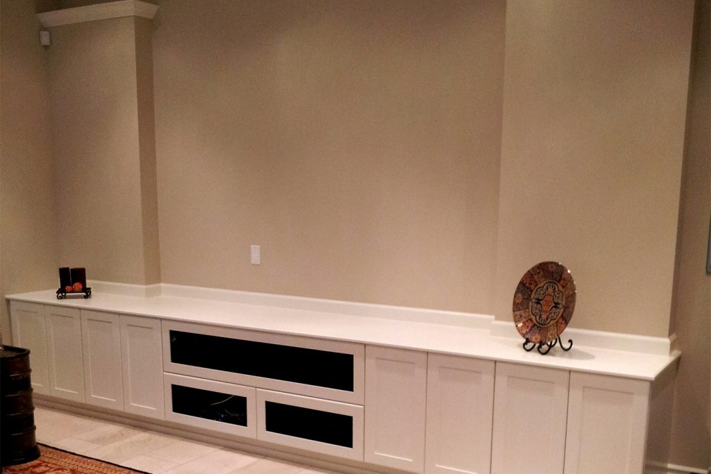 4. Paint and Ready for Projection Screen and TVs